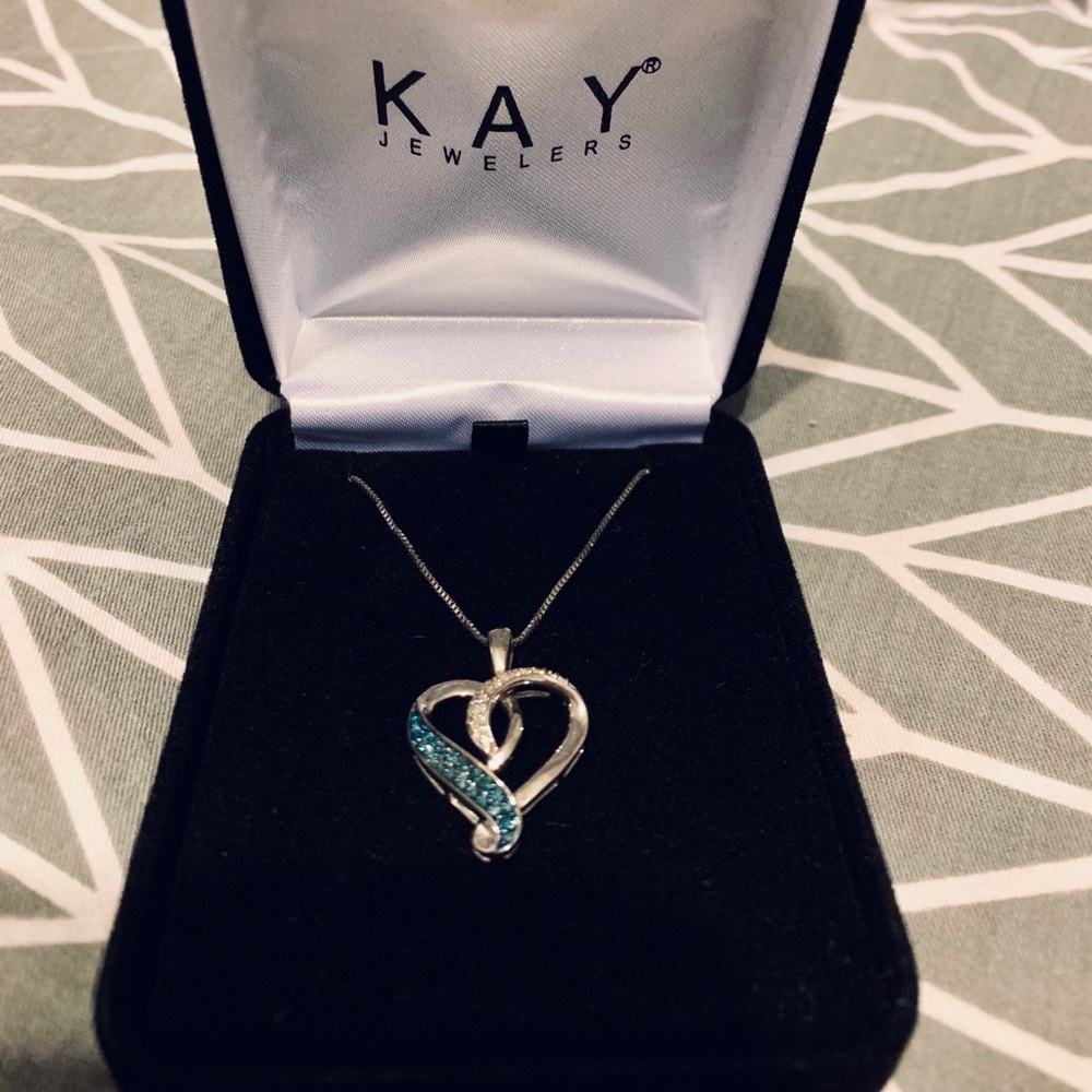 Kay Jewelers Heart Pendant Necklace